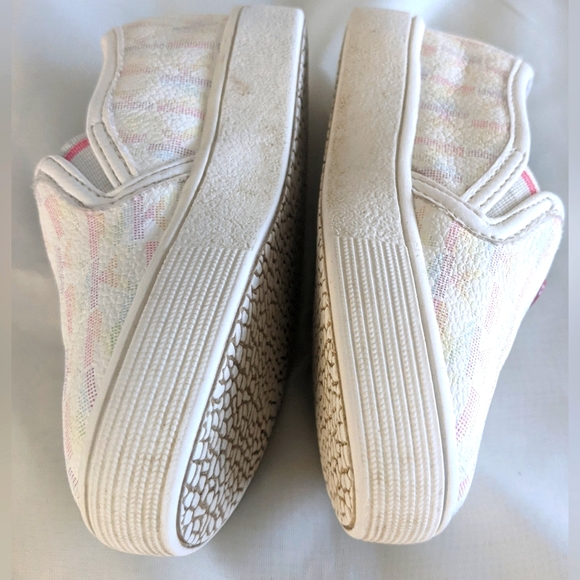 Michael Kors Toddler Girl Slip-on Sneakers - Picture 3 of 7